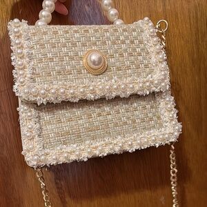 Elegant Cream Pearl-Embellished Women's Bag
